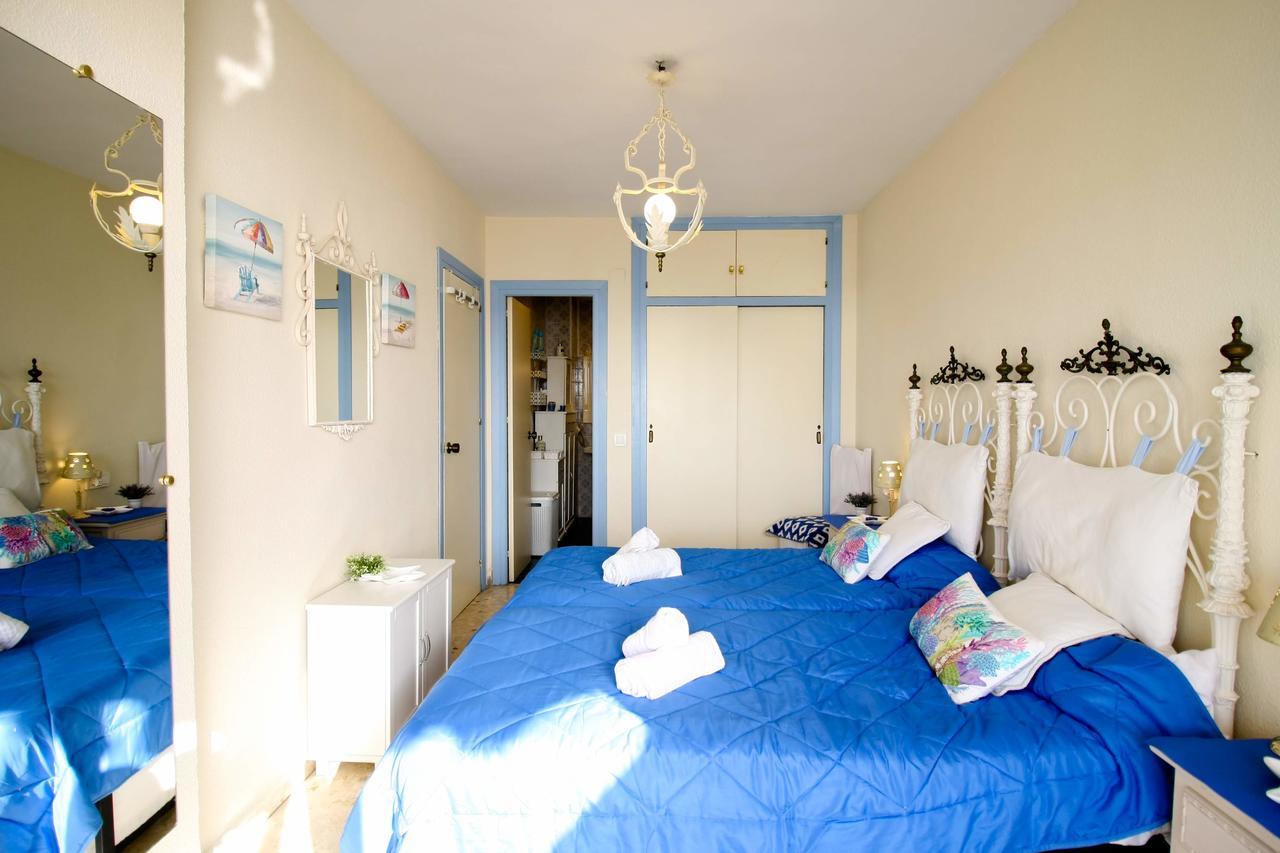 Suitur Apartamento Frente A La Playa Фуeнхирола Екстериор снимка