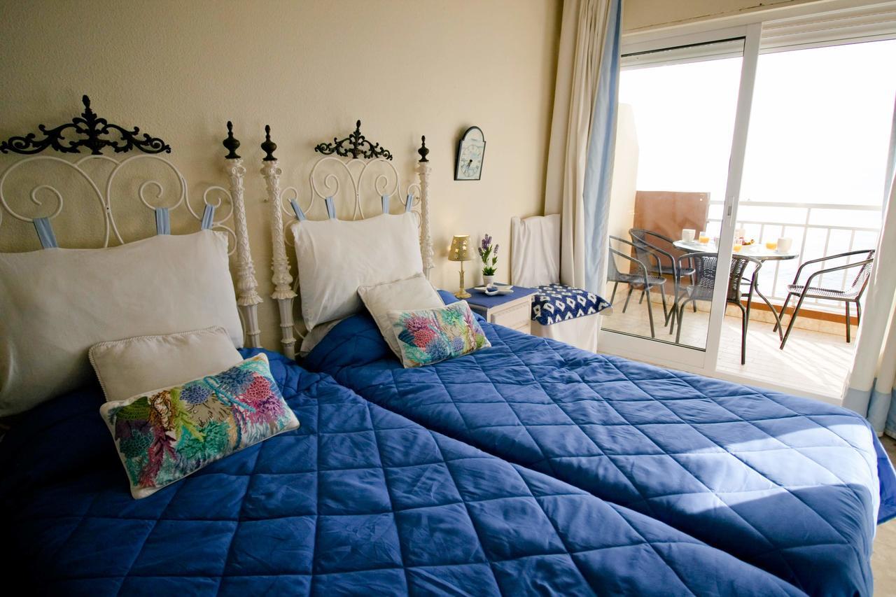 Suitur Apartamento Frente A La Playa Фуeнхирола Екстериор снимка